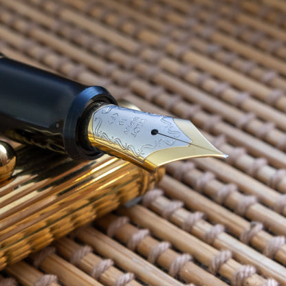 Pilot Custom 745 Gold Pinstripe 18K #10 Gold F Nib Fountain Pen