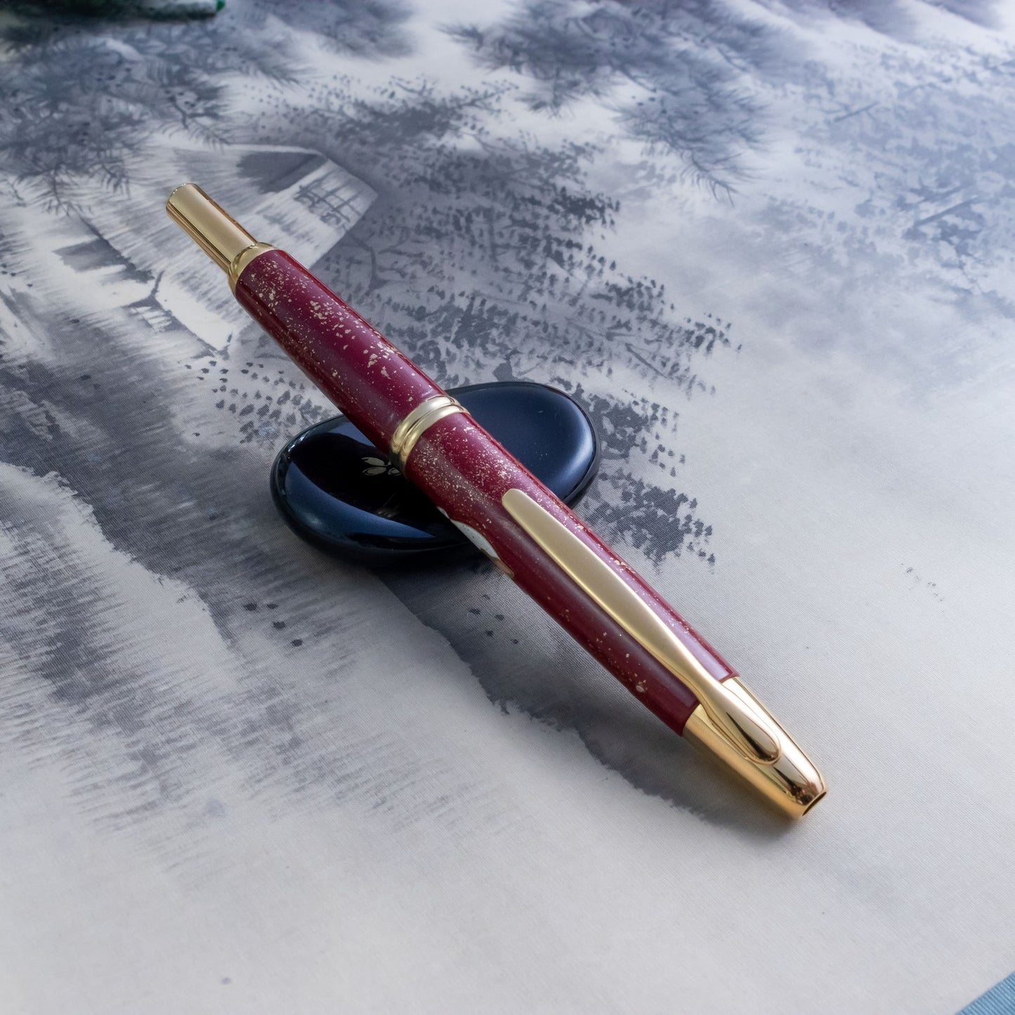 Custom Pilot Vanishing Point Capless Neko no Yume Fountain Pen 18K Gold Nib