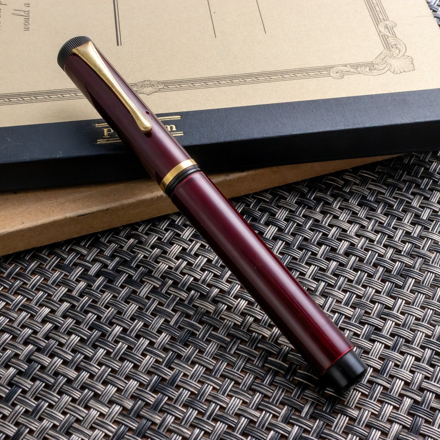 Ohashido Urushi Akatame-Nuri Ebonite Nagahara 14K B Nib Fountain Pen