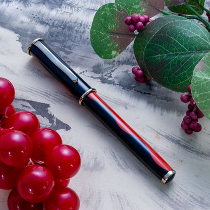 Sailor 85th Anniversary Theta Club Red Urushi 21K H-M Nib Fountain Pen