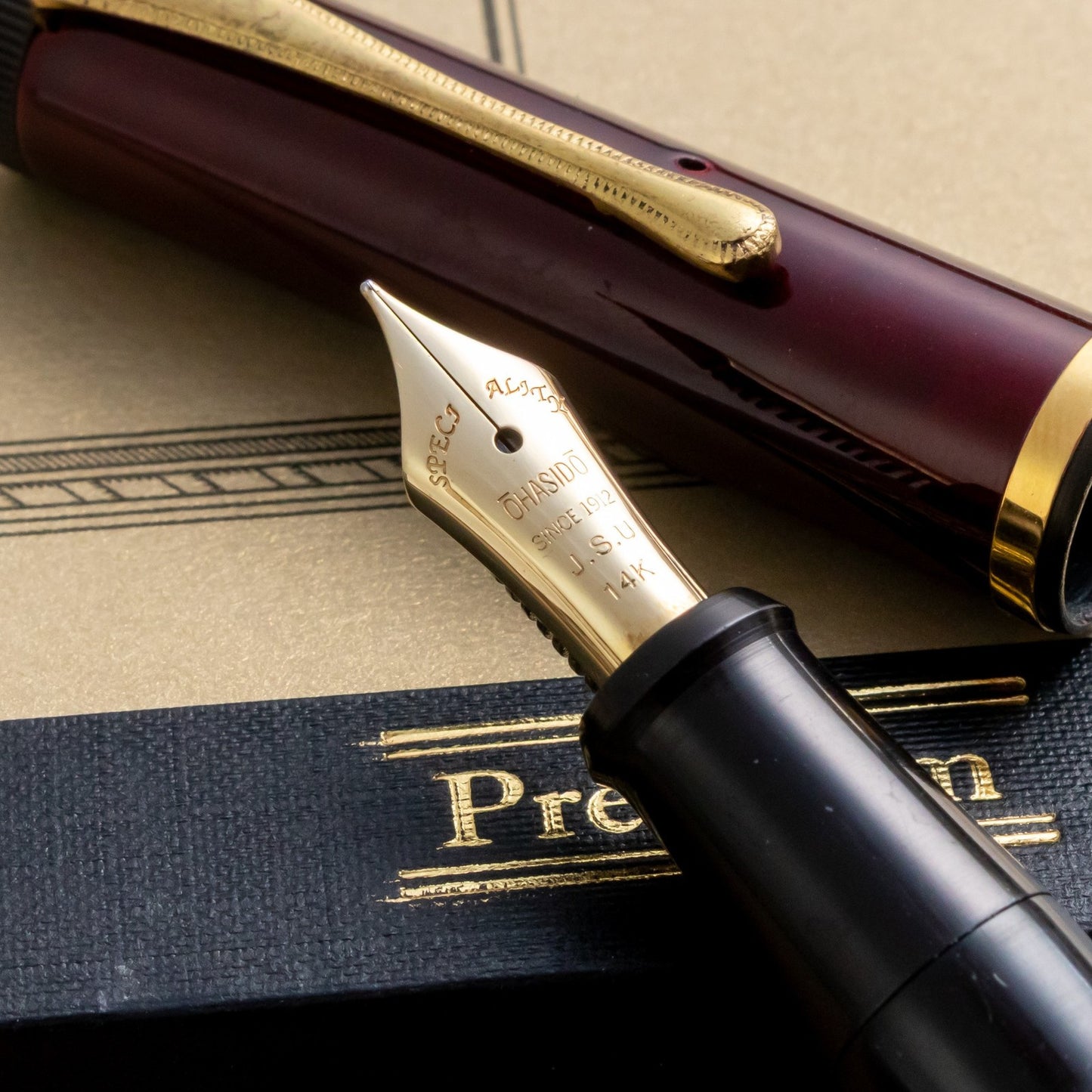 Ohashido Urushi Akatame-Nuri Ebonite Nagahara 14K B Nib Fountain Pen