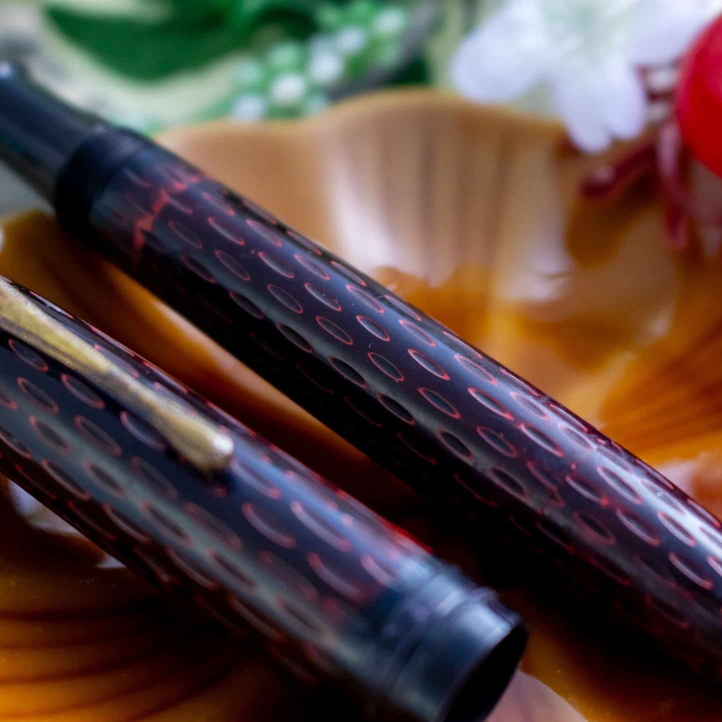 VINTAGE 1940s Kamakura-bori Urushi Semi-Flex Nib Fountain Pen
