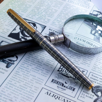 Rare 1970s Pilot Deluxe Chekered Metal Nib Fountain Pen