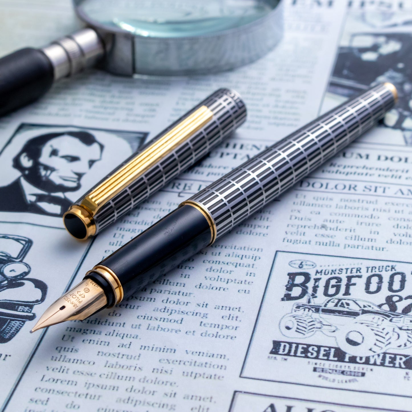 Rare 1970s Pilot Deluxe Chekered Metal Nib Fountain Pen