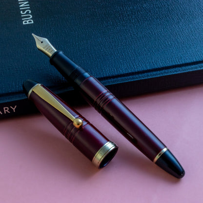 Ohashido Urushi Akatame-Nuri Ebonite Fountain Pen