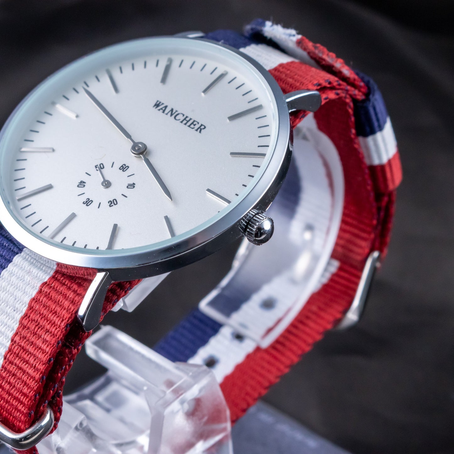 WANCHER White Dial 12-Hour Analog Quartz Movement Watch