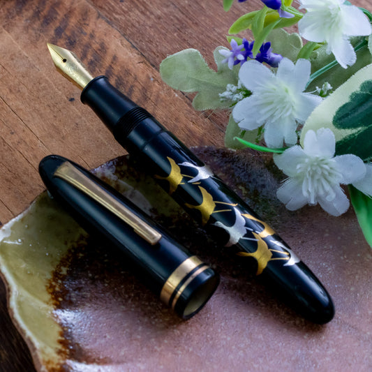 Nishio Ebonite Urushi Crane Maki-e Fountain Pen 14KT Iridium Nib Japan
