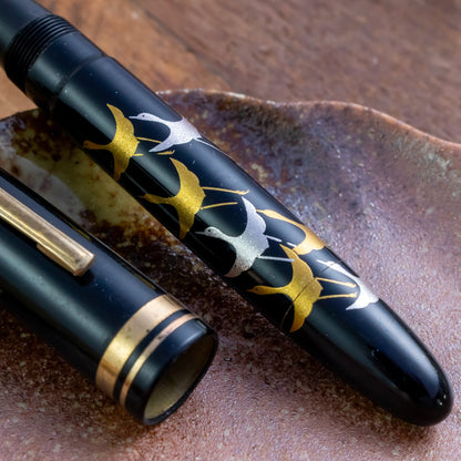 Nishio Ebonite Urushi Crane Maki-e Fountain Pen 14KT Iridium Nib Japan