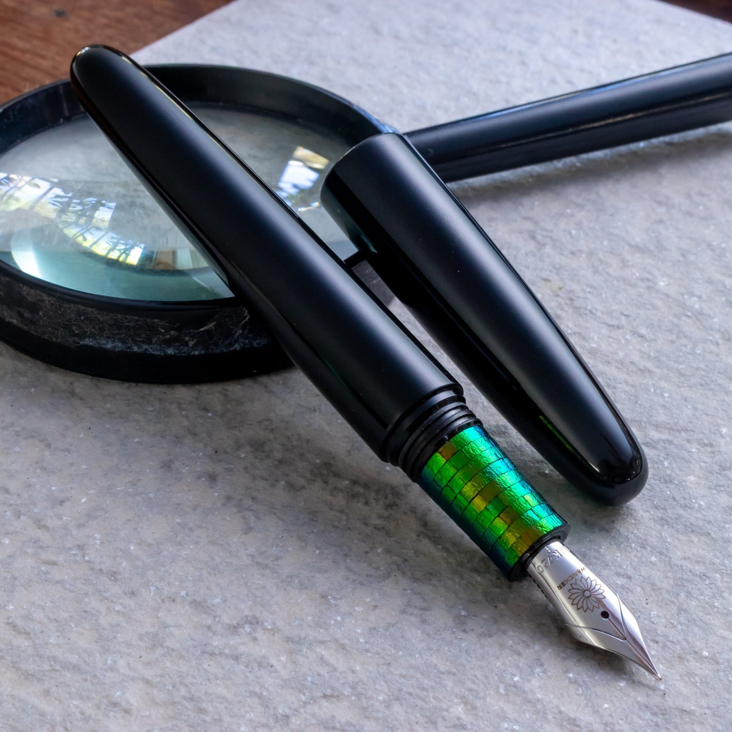 Wancher Dream Pen Tamamushi Wing Maki-e Taishi no Yume 18K WG F Nib Fountain Pen