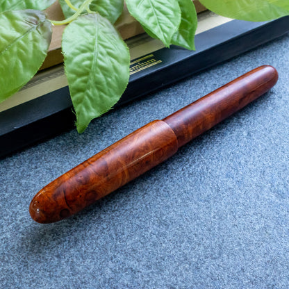 Hirai Woodworking Lacquer Unshu Series Fountain Pen