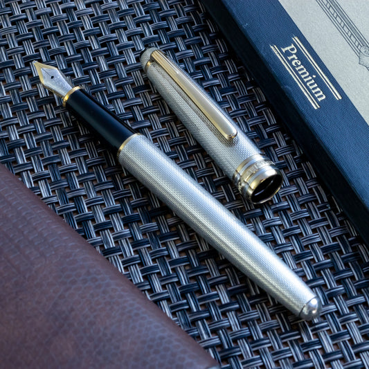 1990s Montblanc Solitaire 925 Sterling Silver Fountain Pen
